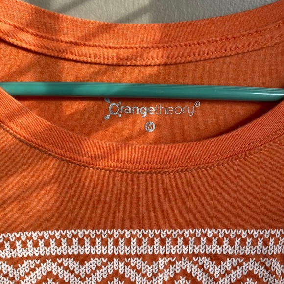 OTF ORANGETHEORY holiday tee - Picture 2 of 2